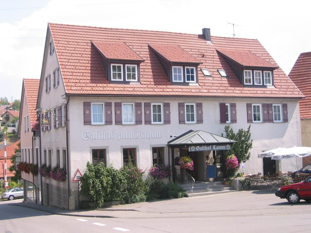 Gasthof Zum Lamm Gomadingen エクステリア 写真